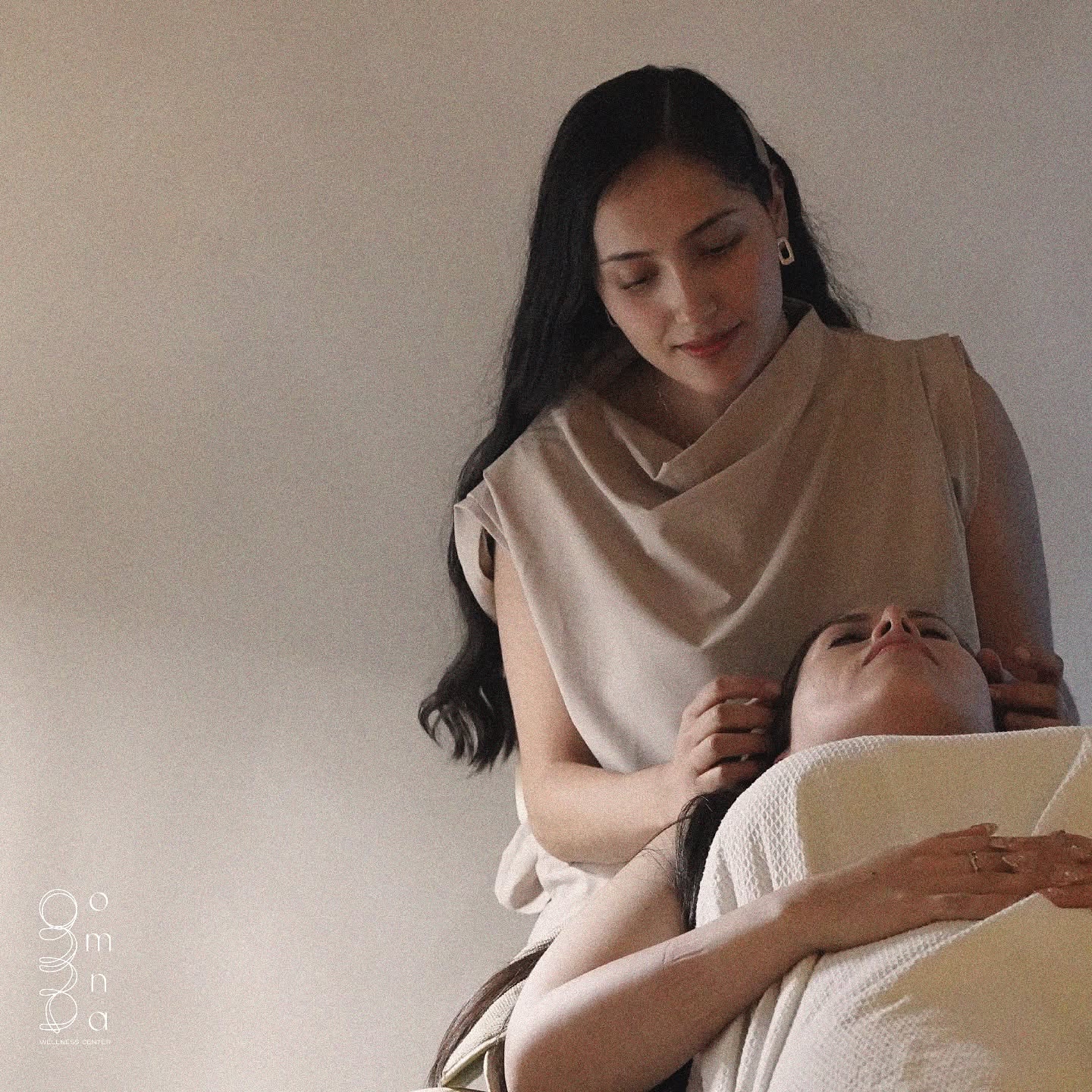Yoga Facial en Omna Wellness Center